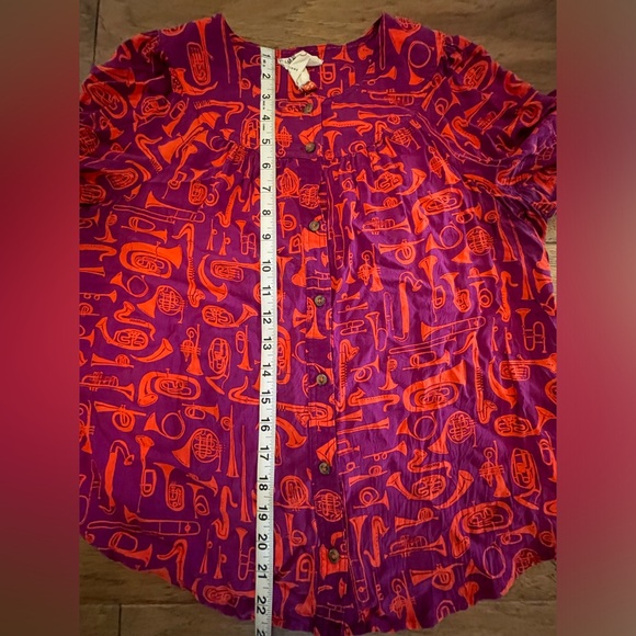 Anthropologie Conversations Horn Print Button Front Blouse Size 6 - Picture 9 of 9